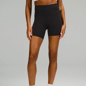 Lululemon Wunder train high rise legging shorts size 4